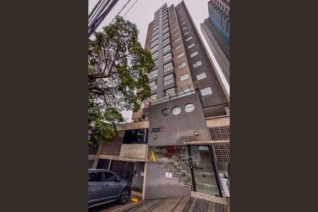 Apartamento à venda com 70m², 2 quartos e 2 vagas Apartamento à venda com 70m², 2 quartos e 2 vagasFachada e portaria