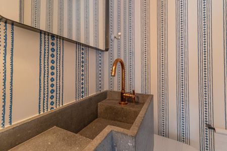 Apartamento à venda com 270m², 3 quartos e 3 vagas Apartamento à venda com 270m², 3 quartos e 3 vagasLavabo