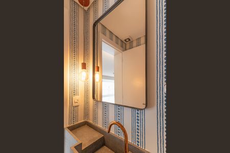 Apartamento à venda com 270m², 3 quartos e 3 vagas Apartamento à venda com 270m², 3 quartos e 3 vagasLavabo