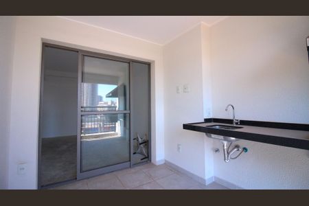 Apartamento à venda com 64m², 2 quartos e 1 vagaSacada