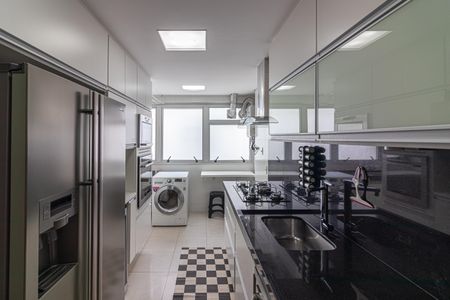 Apartamento para alugar com 120m², 3 quartos e 1 vaga Apartamento para alugar com 120m², 3 quartos e 1 vagaCozinha