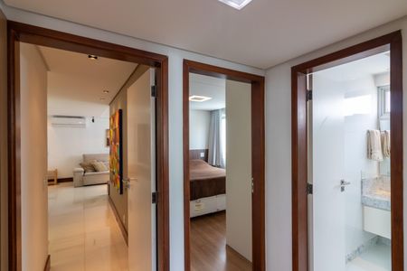 Apartamento para alugar com 120m², 3 quartos e 1 vaga Apartamento para alugar com 120m², 3 quartos e 1 vagaCorredor