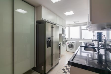 Apartamento para alugar com 120m², 3 quartos e 1 vaga Apartamento para alugar com 120m², 3 quartos e 1 vagaCozinha