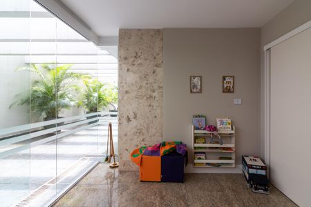 Apartamento para alugar com 120m², 3 quartos e 1 vaga Apartamento para alugar com 120m², 3 quartos e 1 vagaÁrea comum - Brinquedoteca