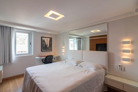 Apartamento para alugar com 120m², 3 quartos e 1 vaga Apartamento para alugar com 120m², 3 quartos e 1 vagaSuíte