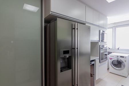 Apartamento para alugar com 120m², 3 quartos e 1 vaga Apartamento para alugar com 120m², 3 quartos e 1 vagaCozinha