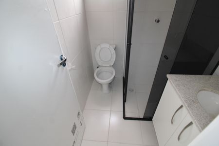 Apartamento para alugar com 45m², 2 quartos e sem vagaBanheiro