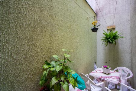 Casa à venda com 150m², 3 quartos e 2 vagas Casa à venda com 150m², 3 quartos e 2 vagasJardim de inverno