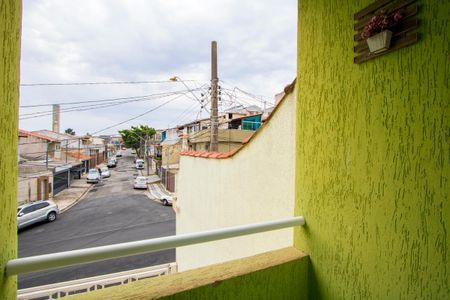 Casa à venda com 150m², 3 quartos e 2 vagas Casa à venda com 150m², 3 quartos e 2 vagasVaranda da Suíte