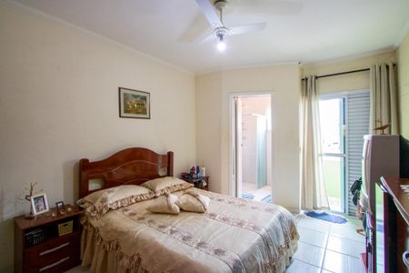 Casa à venda com 150m², 3 quartos e 2 vagas Casa à venda com 150m², 3 quartos e 2 vagasSuíte