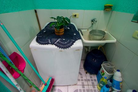 Casa à venda com 150m², 3 quartos e 2 vagas Casa à venda com 150m², 3 quartos e 2 vagasÁrea de serviço