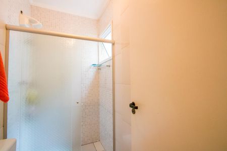 Casa à venda com 150m², 3 quartos e 2 vagas Casa à venda com 150m², 3 quartos e 2 vagasBanheiro social