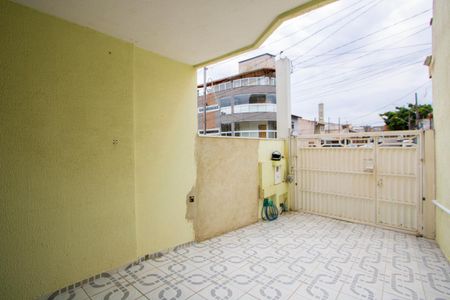 Casa à venda com 150m², 3 quartos e 2 vagas Casa à venda com 150m², 3 quartos e 2 vagasGaragem