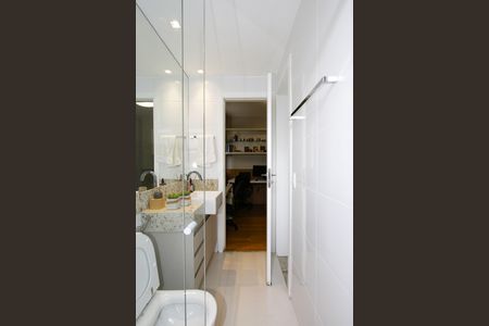 Apartamento à venda com 153m², 3 quartos e 3 vagasBanheiro da Suíte 2