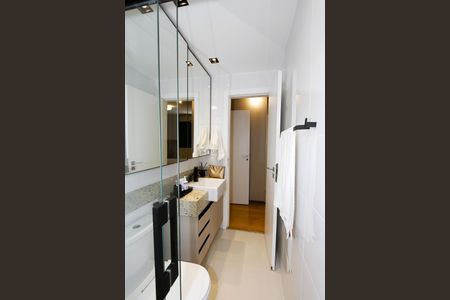 Apartamento à venda com 153m², 3 quartos e 3 vagasBanheiro da Suíte 3