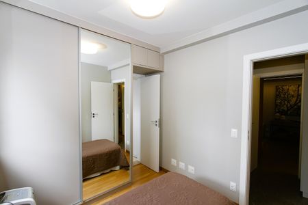 Apartamento à venda com 153m², 3 quartos e 3 vagasSuíte 2