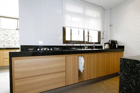 Apartamento à venda com 153m², 3 quartos e 3 vagasCozinha