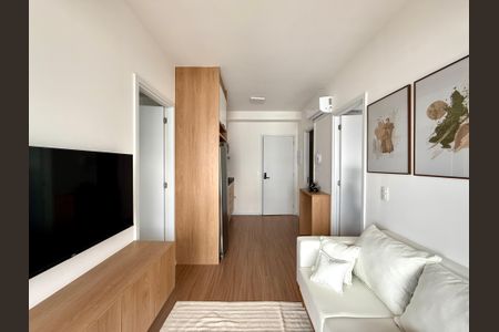 Sala de apartamento para alugar com 2 quartos, 41m² em Santo Amaro, São Paulo