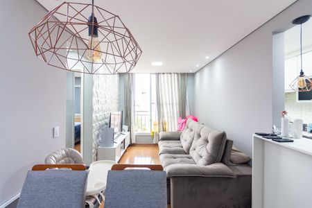 Sala de apartamento à venda com 2 quartos, 49m² em São Pedro, Osasco