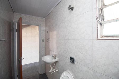 Casa para alugar com 45m², 1 quarto e sem vaga Casa para alugar com 45m², 1 quarto e sem vagaBanheiro