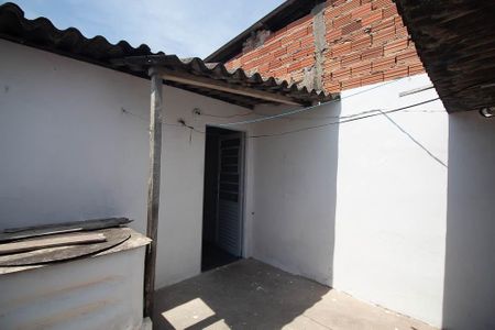 Casa para alugar com 45m², 1 quarto e sem vaga Casa para alugar com 45m², 1 quarto e sem vagaÁrea de ServiçoÁrea de Serviço