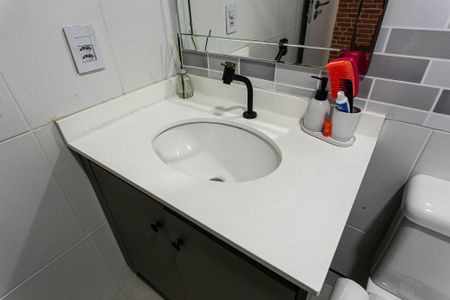 Apartamento à venda com 68m², 2 quartos e 1 vagaBanheiro Social
