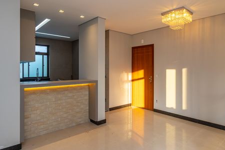 Sala de apartamento para alugar com 3 quartos, 86m² em Dona Clara, Belo Horizonte