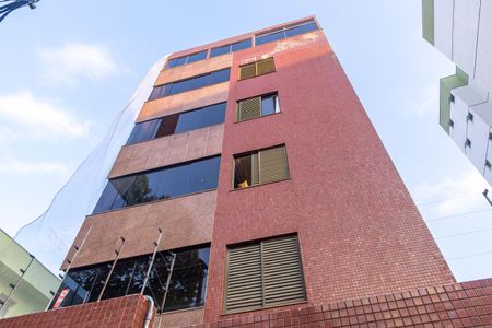 Apartamento à venda com 86m², 3 quartos e 3 vagas Apartamento à venda com 86m², 3 quartos e 3 vagasFachada