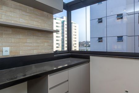 Apartamento à venda com 86m², 3 quartos e 3 vagas Apartamento à venda com 86m², 3 quartos e 3 vagasVaranda