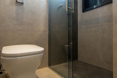 Apartamento à venda com 86m², 3 quartos e 3 vagas Apartamento à venda com 86m², 3 quartos e 3 vagasBanheiro da Suíte