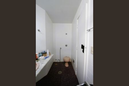 Apartamento à venda com 200m², 4 quartos e 2 vagasBanheiro da Suíte