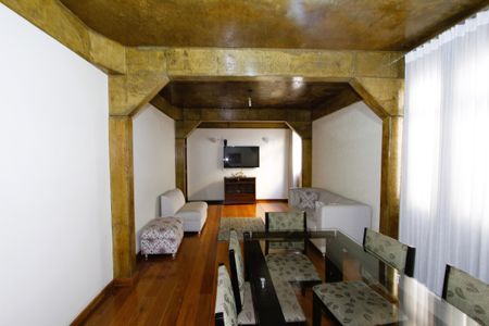 Sala de apartamento à venda com 4 quartos, 200m² em Coração Eucarístico, Belo Horizonte