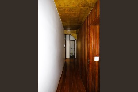 Apartamento à venda com 200m², 4 quartos e 2 vagasCorredor