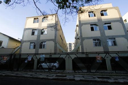 Apartamento à venda com 200m², 4 quartos e 2 vagasFachada