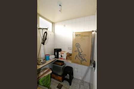 Apartamento à venda com 200m², 4 quartos e 2 vagasBanheiro de serviço