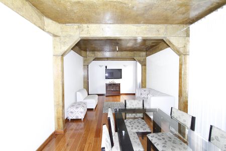 Apartamento à venda com 200m², 4 quartos e 2 vagasSala