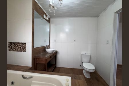 Casa à venda com 150m², 3 quartos e 3 vagasBanheiro da Suíte