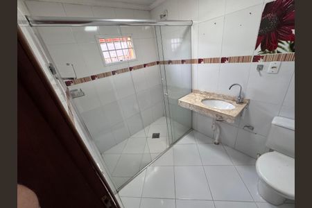 Casa à venda com 150m², 3 quartos e 3 vagasBanheiro