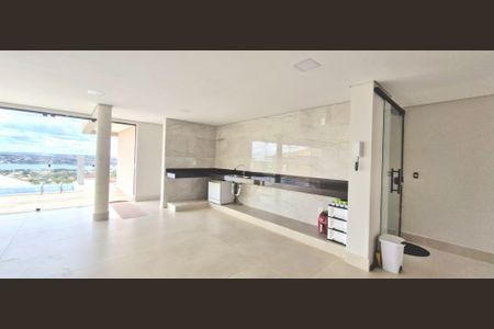 Casa à venda com 285m², 3 quartos e 4 vagas Casa à venda com 285m², 3 quartos e 4 vagasSala/Cozinha