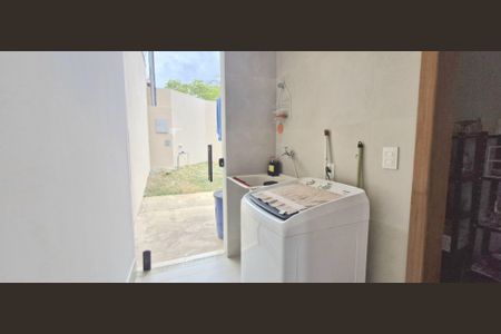 Casa à venda com 285m², 3 quartos e 4 vagas Casa à venda com 285m², 3 quartos e 4 vagasÁrea de Serviço