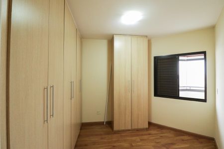 Apartamento à venda com 68m², 2 quartos e 2 vagasQuarto 1