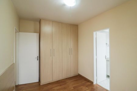 Apartamento à venda com 68m², 2 quartos e 2 vagasSuíte