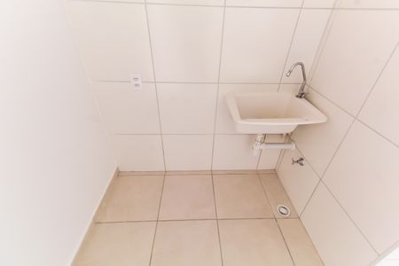 Apartamento para alugar com 34m², 2 quartos e sem vaga Apartamento para alugar com 34m², 2 quartos e sem vagaÁrea de Serviço