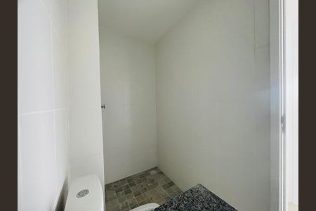 Apartamento à venda com 59m², 2 quartos e 1 vagaBanheiro 2