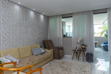 Sala de casa à venda com 3 quartos, 157m² em Santa Amelia, Belo Horizonte