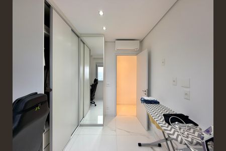 Apartamento à venda com 84m², 2 quartos e 2 vagasQuarto 