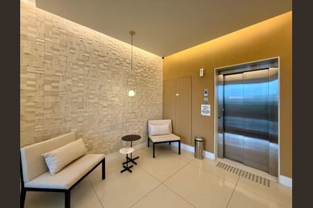 Apartamento à venda com 84m², 2 quartos e 2 vagasHall Social Bloco