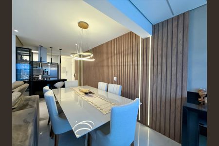 Apartamento à venda com 84m², 2 quartos e 2 vagasSala