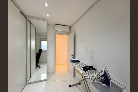 Apartamento à venda com 84m², 2 quartos e 2 vagasQuarto 