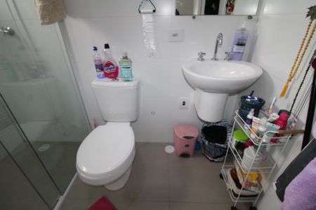 Casa à venda com 150m², 3 quartos e 2 vagasBanheiro 2